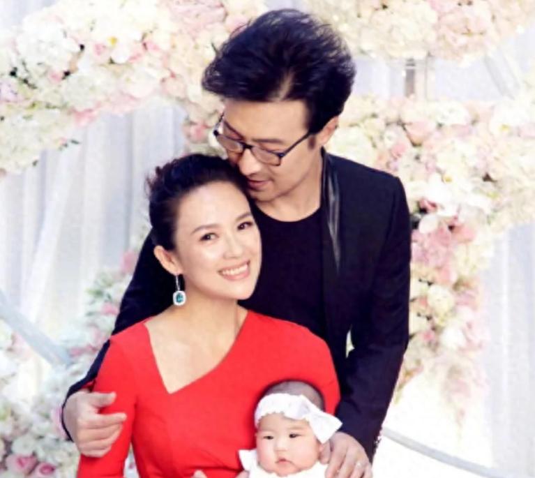 汪峰章子怡官宣离婚，才知道，章子怡还是那个“事业型女人”
章子怡和汪峰离婚的消息