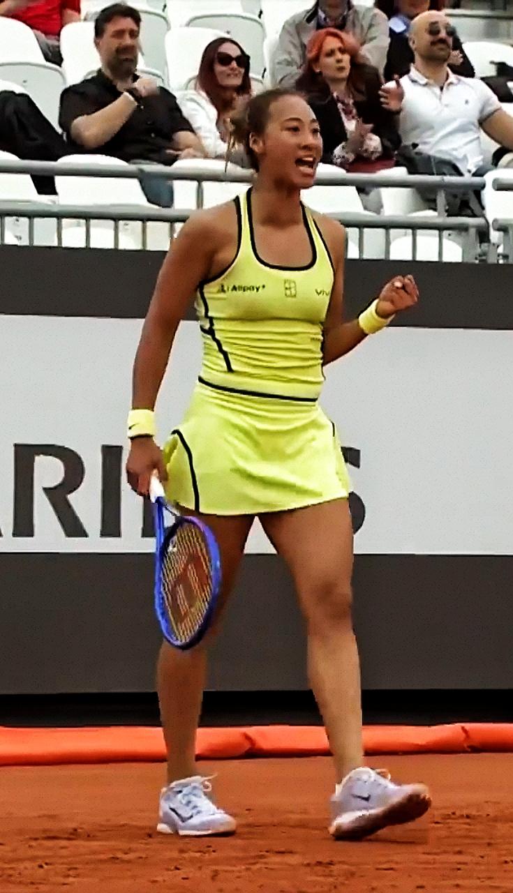 郑钦文罗马WTA1000罗马站首轮逆境击败邦达尔
        北京时间202