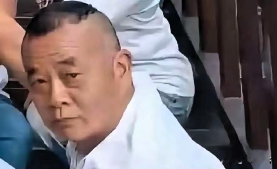 全网唏嘘！重庆老王西藏惨遭全网抵制，流量反噬来得太快
 
真的印证了那句：出来混