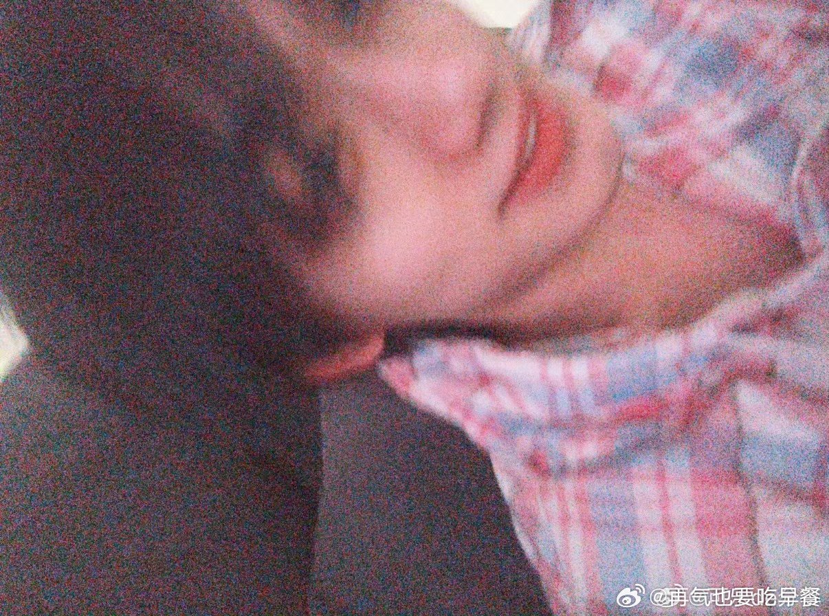 丁程鑫高会更新 准备吃饭 