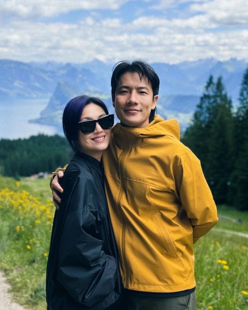 跳出冻龄优雅模板，杨千嬅松弛感新在何处？
 
很多女艺人的舞台，困在冻龄、精致优
