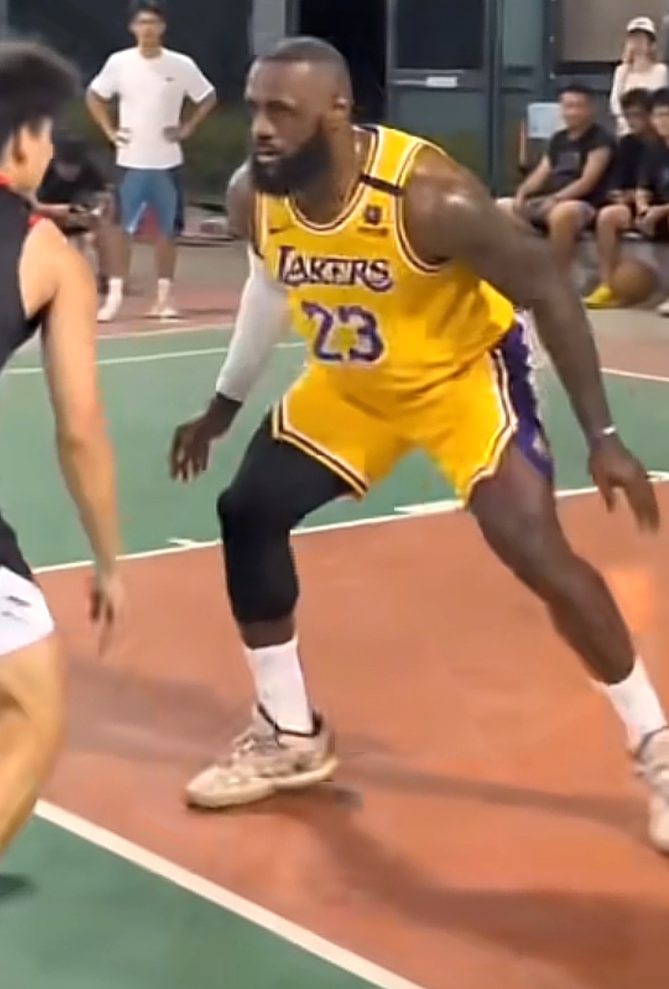 这两人家伙被一亿人打爆 