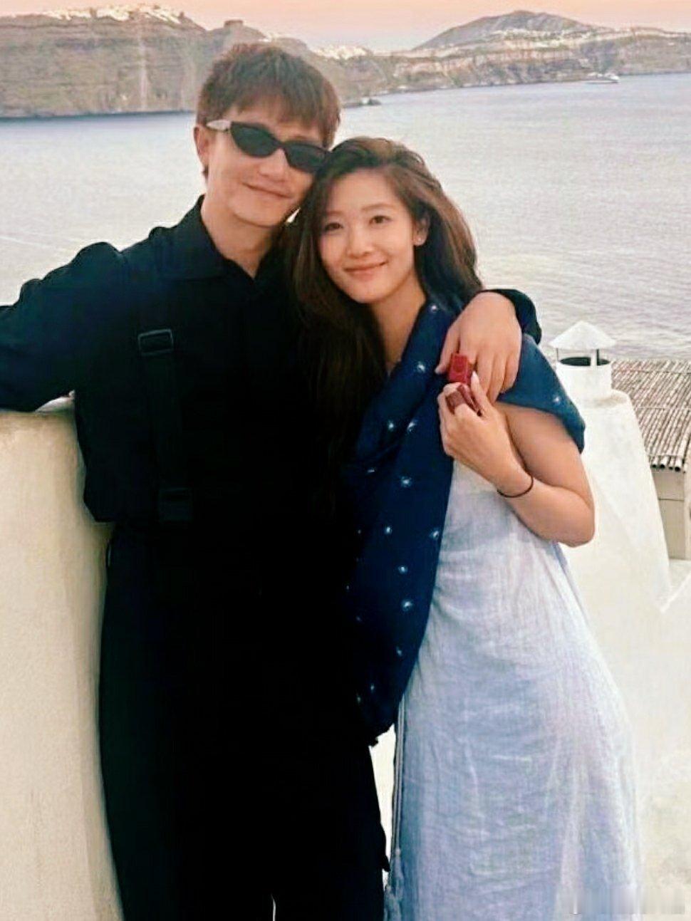 黄轩回应公开女友 满满的甜美啊！祝早日修成正果，步入婚姻的殿堂，享受幸福快乐的生