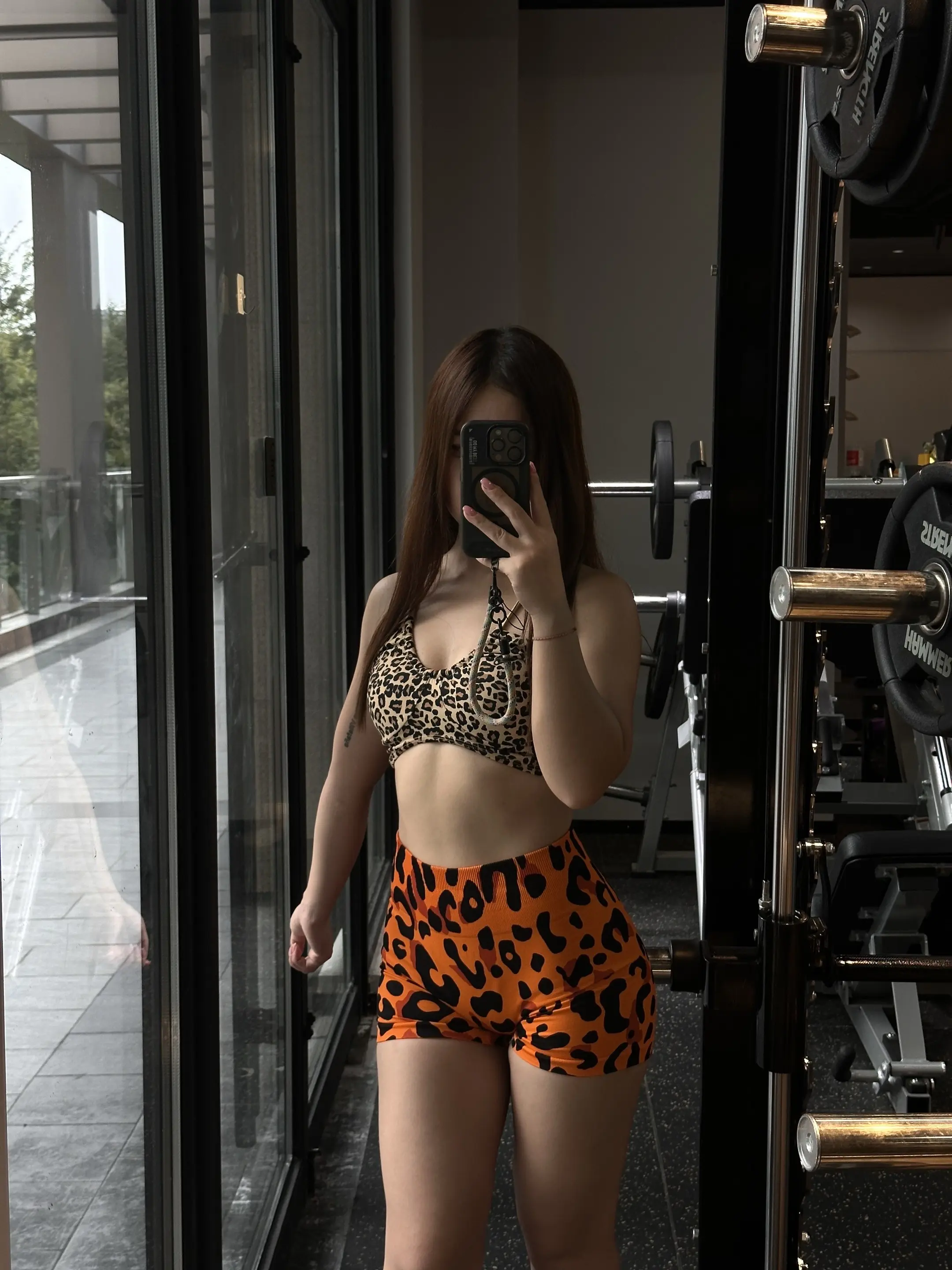 比较是幸福的小偷。