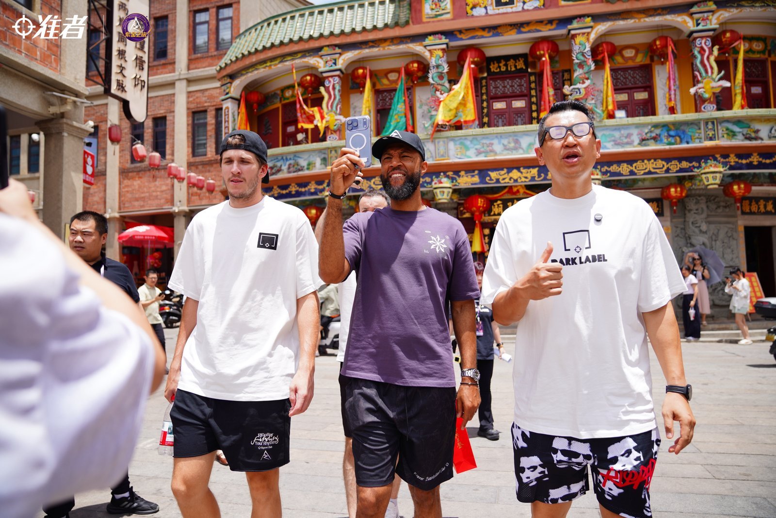 里夫斯今天在福建石狮游览，感受当地文化✅ 