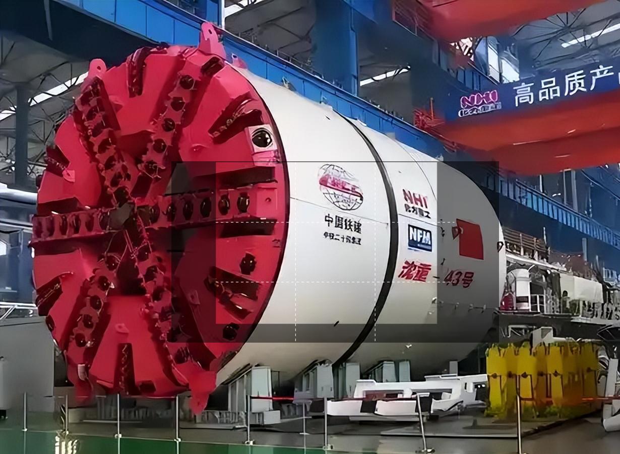 [月亮]别再被西方PUA了，他们越是封锁打压，我们越要逆势崛起，这五大尖端技术，