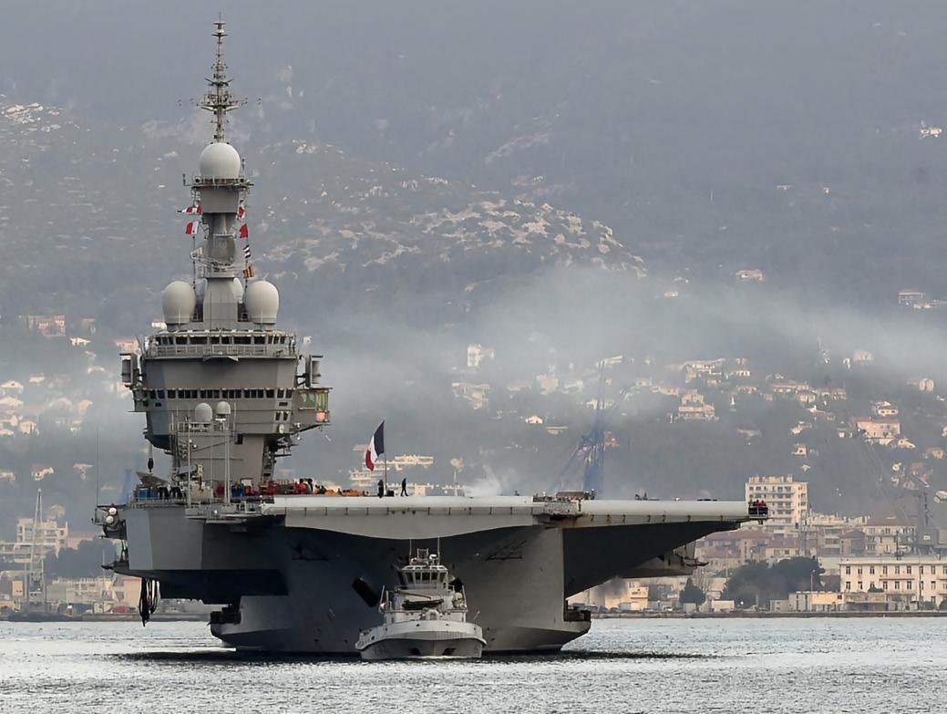 每天认识一件兵器 法国“夏尔·戴高乐”号航空母舰“夏尔·戴高乐”号航空母舰（Ch