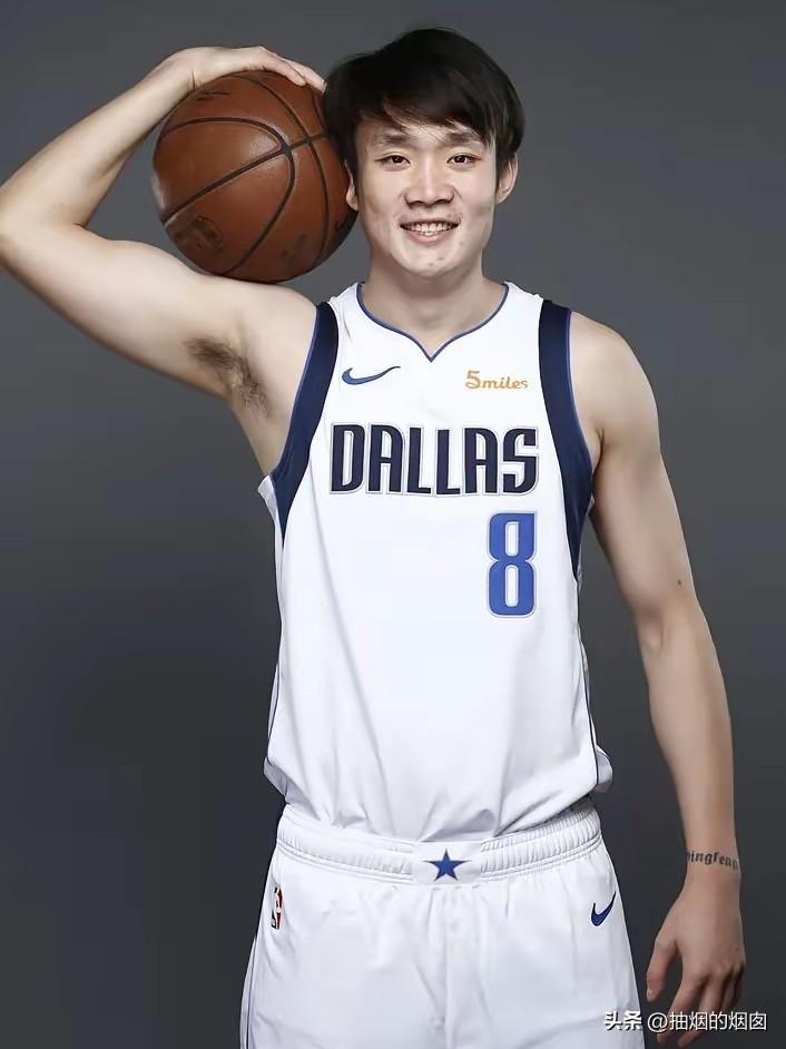 丁彦雨航宣布退役！
他强任他强，老子丁彦雨航。
山东队，巩晓彬之后唯一能称为球星