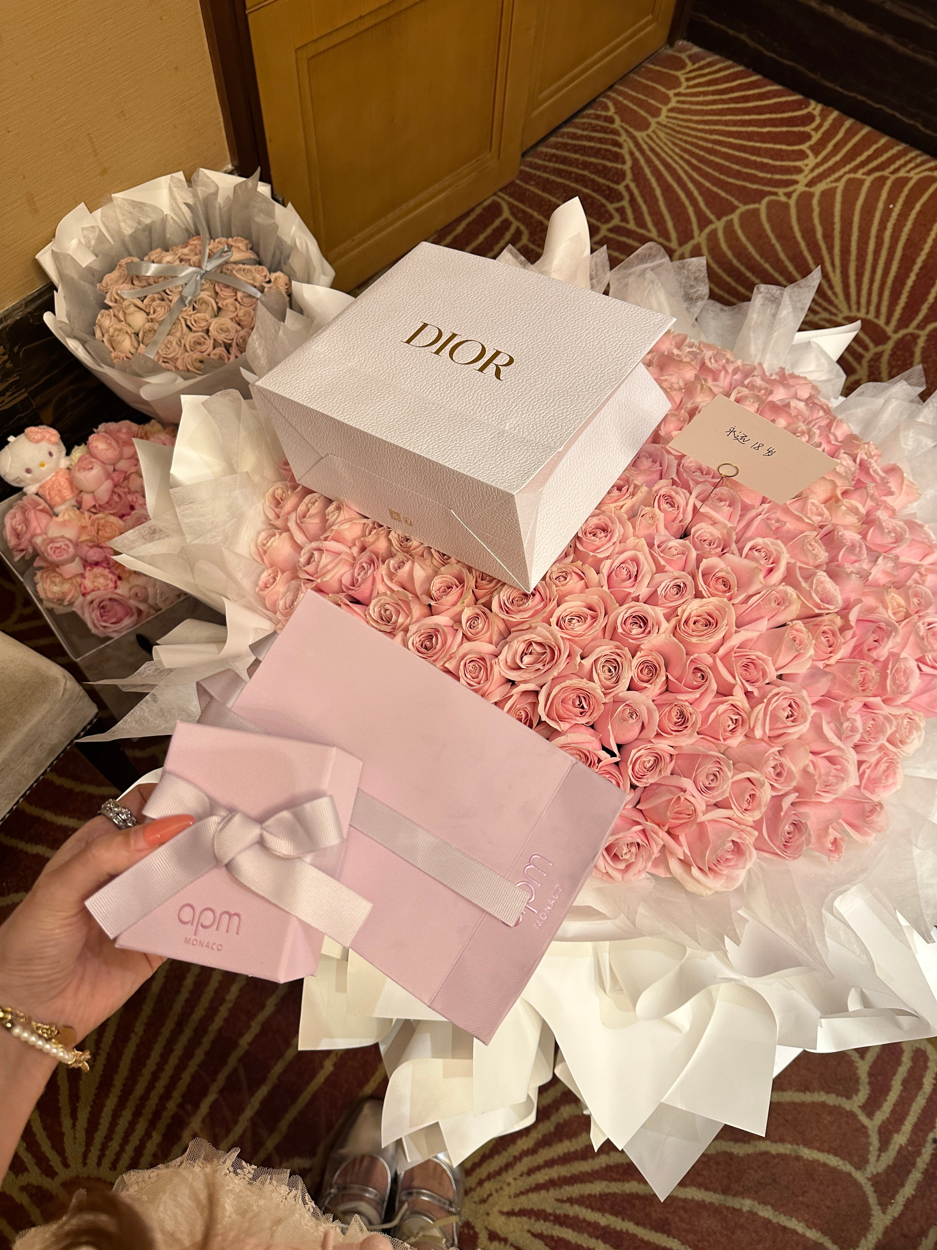 爱你老己 为你加冕👸 