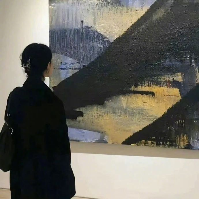 "接下来就是秋风 长袖 外套 中秋 过年"