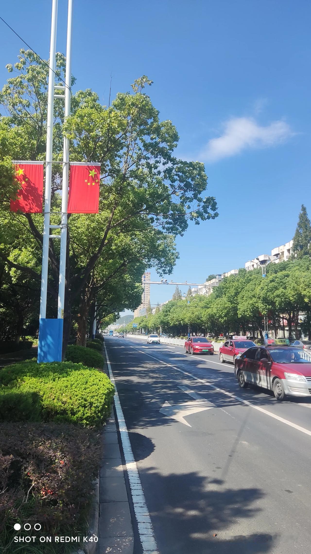 #人这一辈子，什么最值钱#
知识→智慧→践行→成果！

书不翻，无知识；行不践，