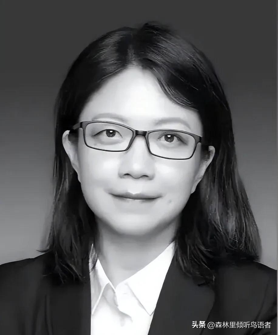 江苏省人民医院的病房之内，57岁的严红停止了呼吸。二十多年前她迎来一次足以改变往