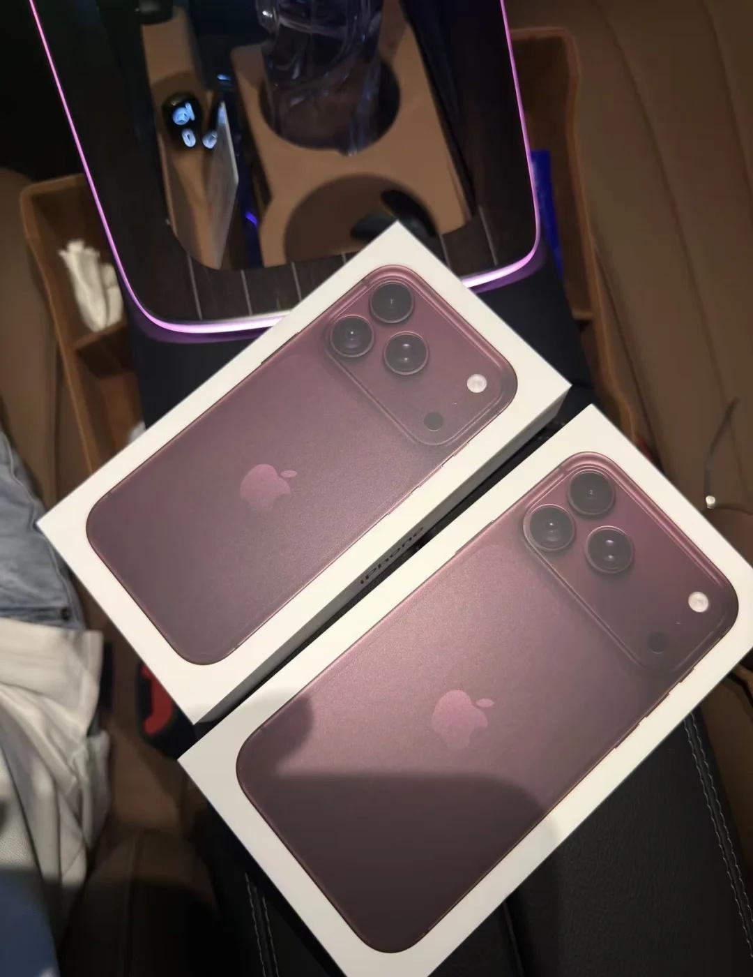 首发选了这个颜色，你们觉得怎么样……
iPhone18