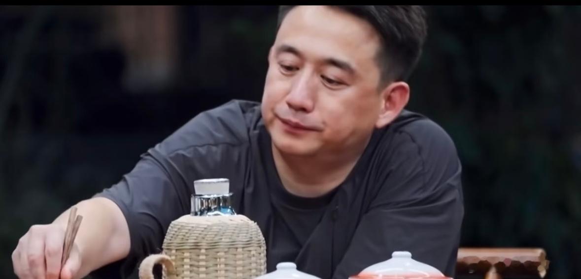 能当黄磊的朋友该多幸福啊很想知道黄磊老师这种会讲故事、懂幽默、暖人心的人，开个播