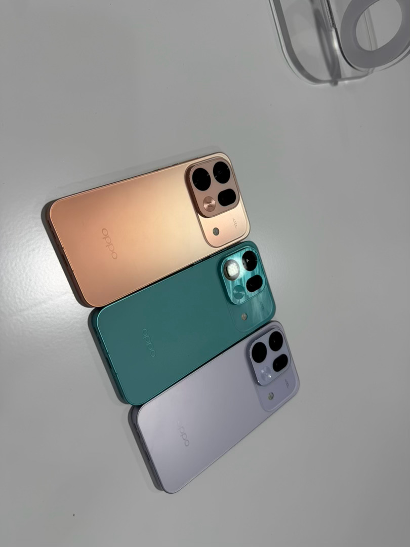 对于绝大多数人， OPPO X9s Pro 足够足够了！颜色更清爽，大小更合适，