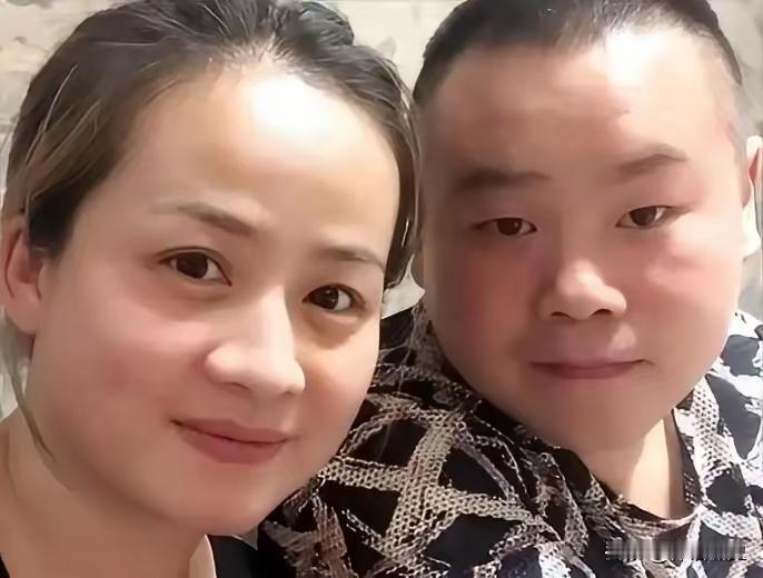 岳云鹏
郑敏
夫妻照