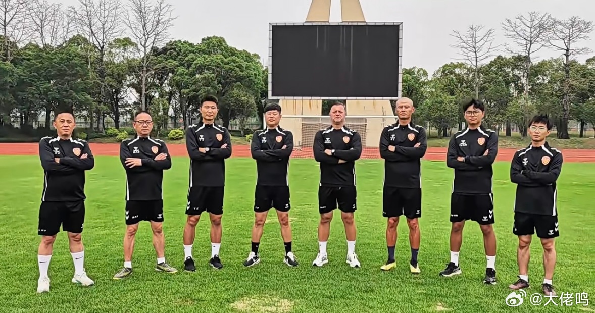 广东晨星聚力选择克罗地亚主教练，看履历还是非常全面的，有带青少年梯队夺取佳绩的经