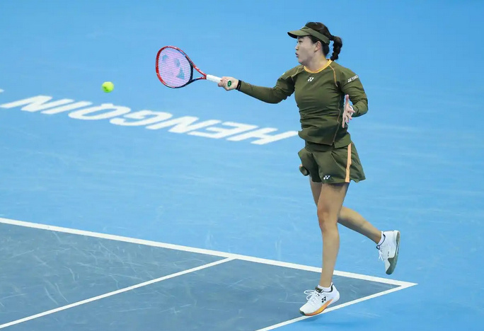 恭喜江苏姑娘朱琳为安徽队赢得全运会网球女单金牌！本江苏人/安徽人表示双份喜悦。就