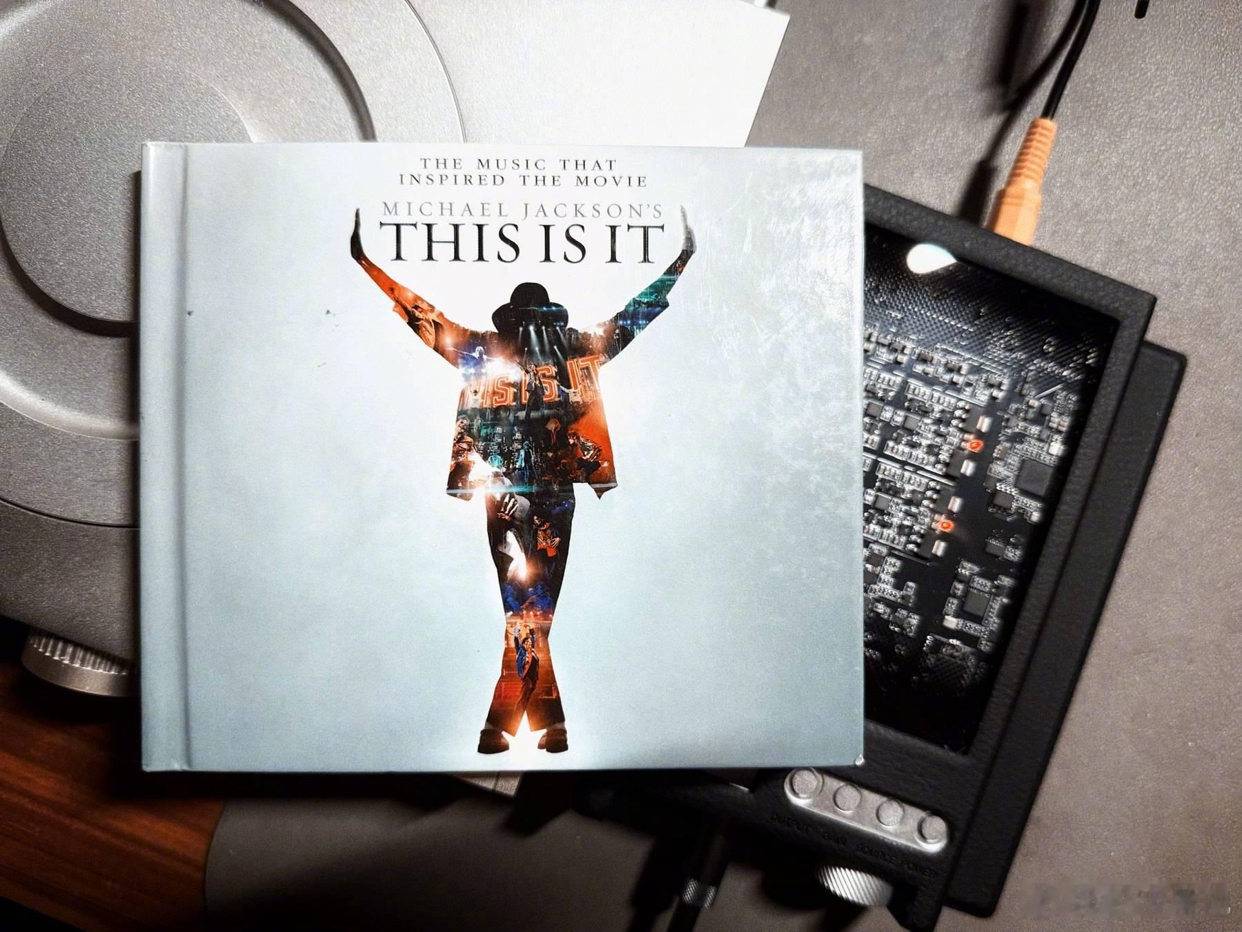 尾巴生活 最近听的一些歌，有 CD、磁带、黑胶SO1Z  你们经常听谁的歌？ 尾