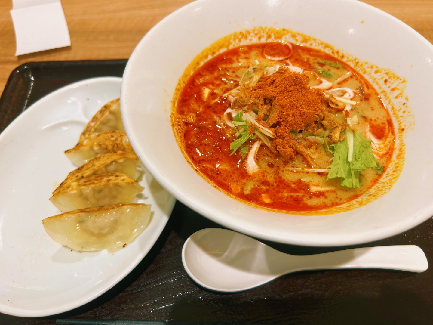 2:30才吃上午饭的老鸽已经饿到不知天地为何物 