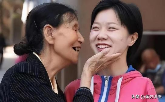 泪目！太原弃婴被拾荒奶奶用面糊糊养大，每天跑步5公里上学，跑出璀璨人生

199