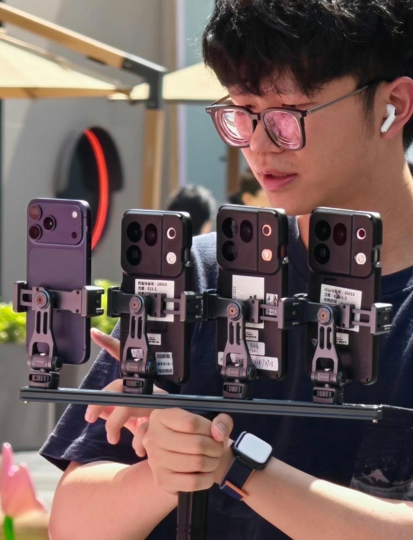 OPPO Find X10系列最近有了新动向。从曝光信息来看，似乎正在拿Find