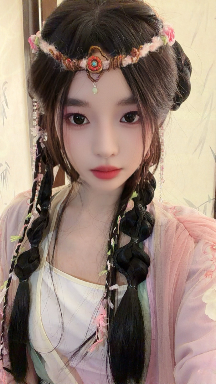 黄霄云古风混搭民族风，谁能拒绝黄霄雲的国风小女子造型！ 