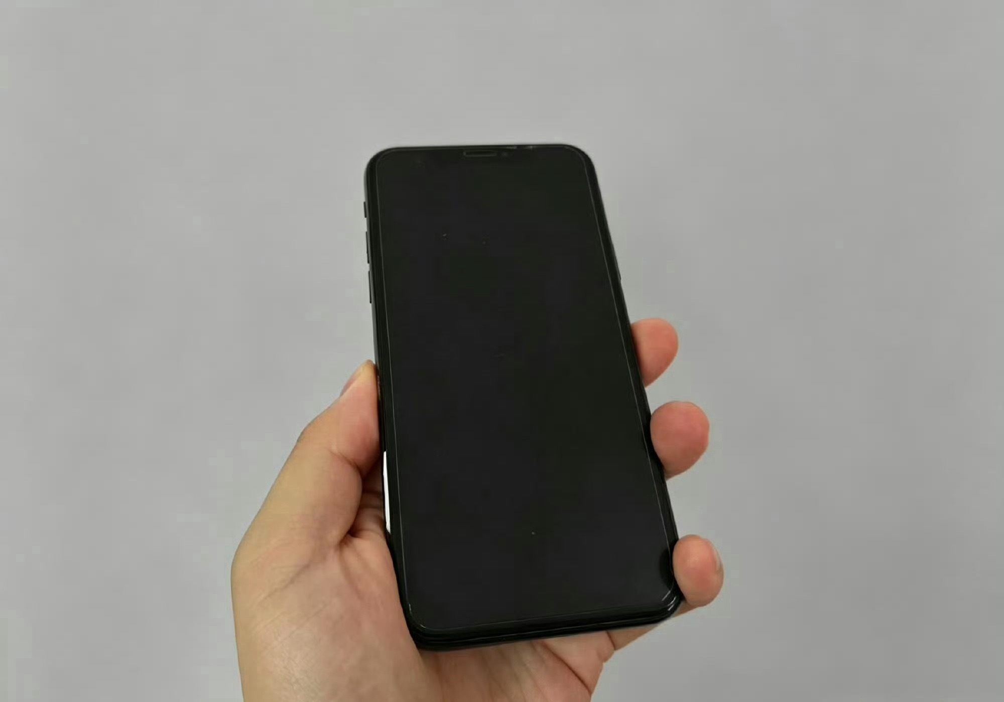 有没有在用iPhone X的朋友