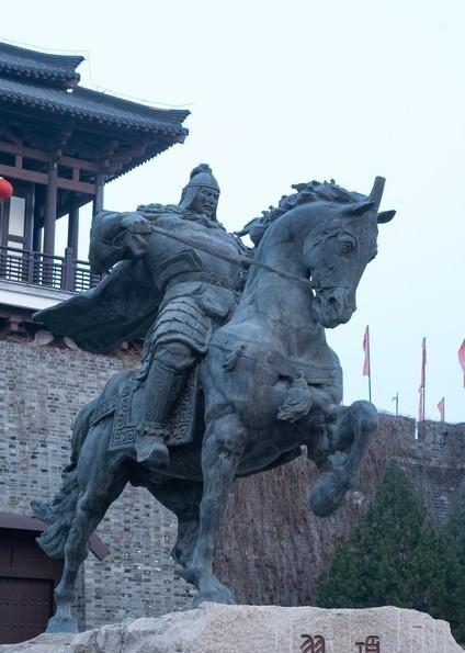 都说项羽败给刘邦，细读历史才懂，他从开局就注定崩盘
很多人把项羽的失败，归结为垓