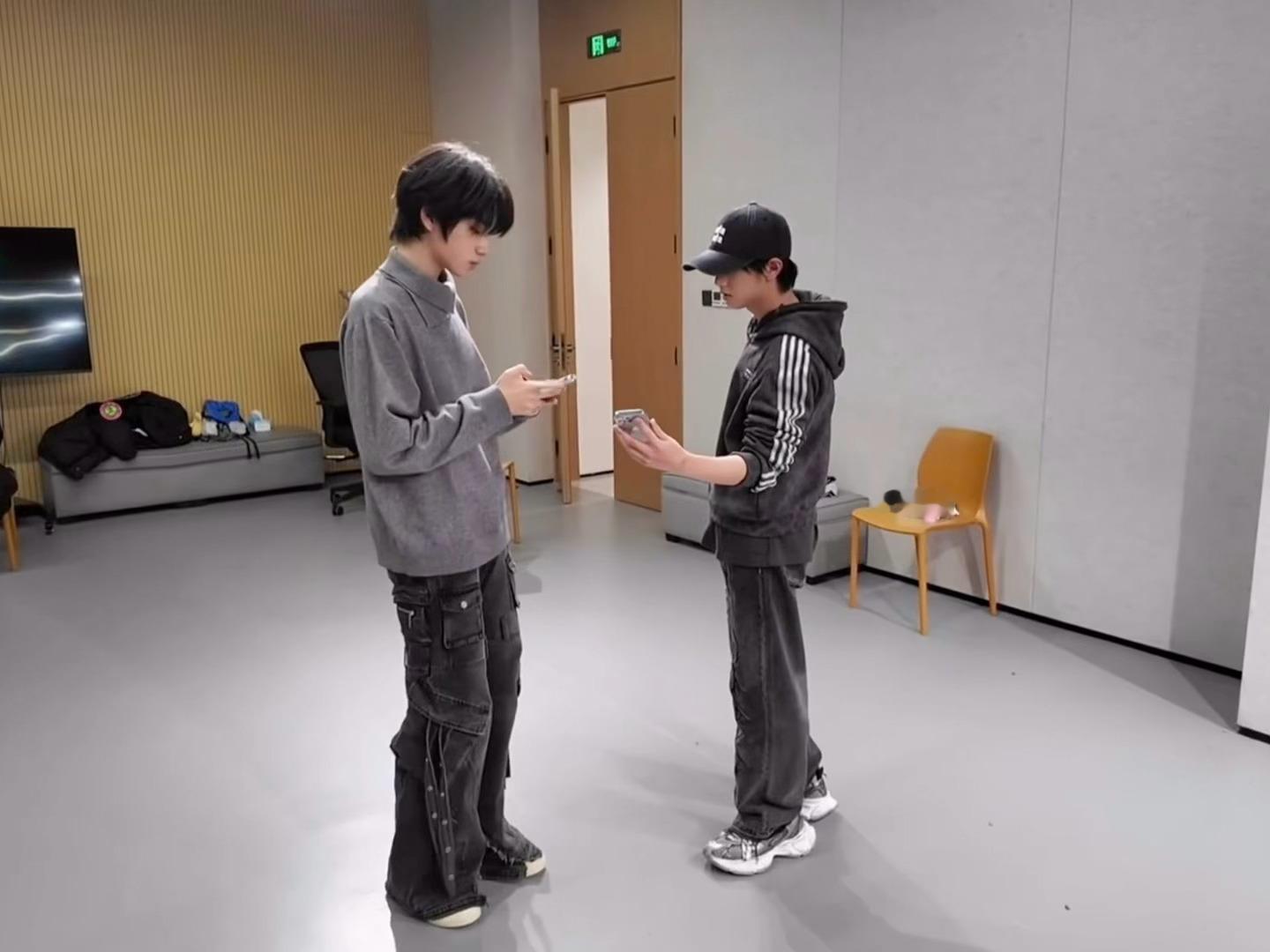 王橹杰穆祉丞有联系方式了