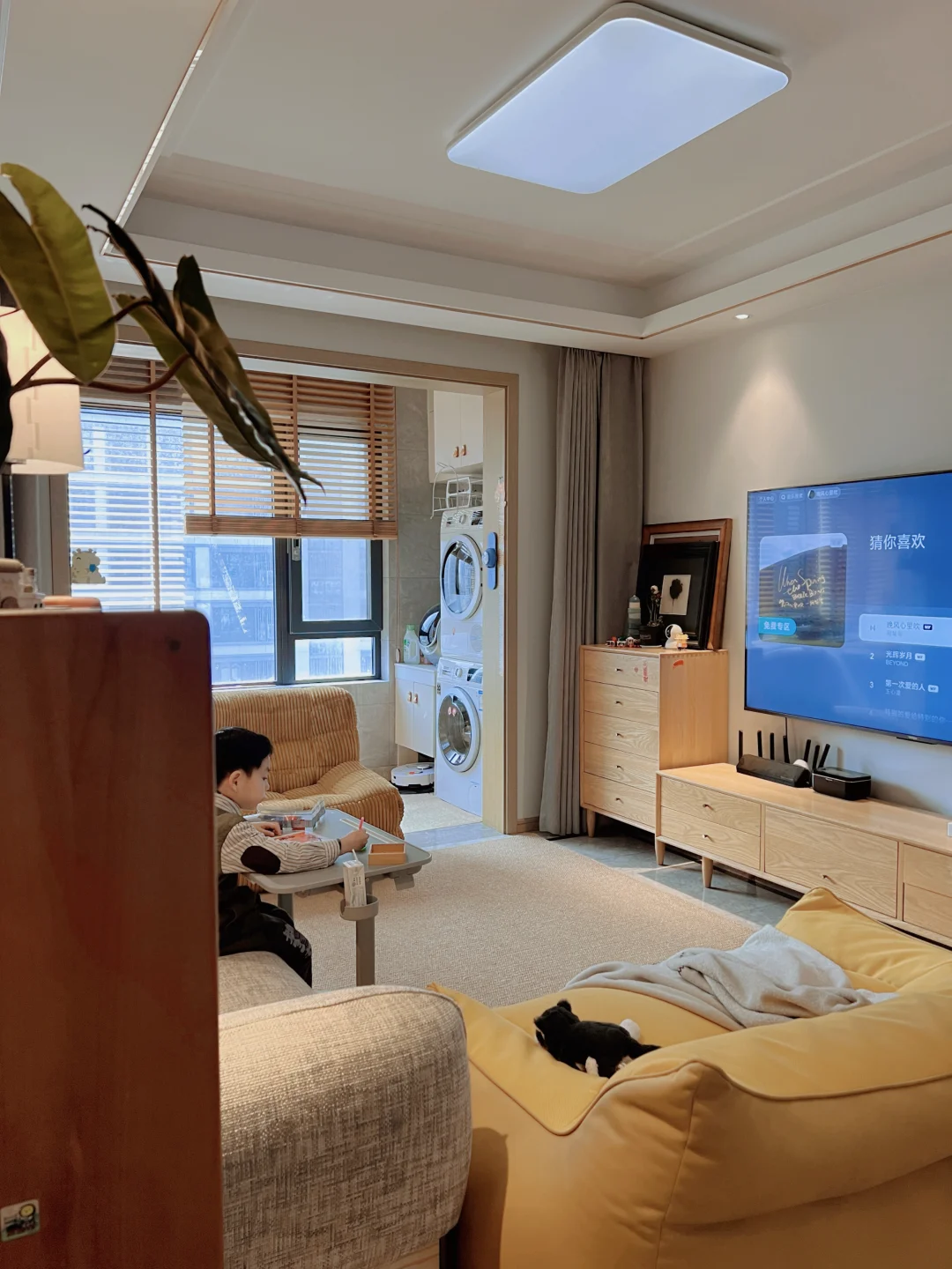 一家三口努力过着的小日子！平凡而幸福