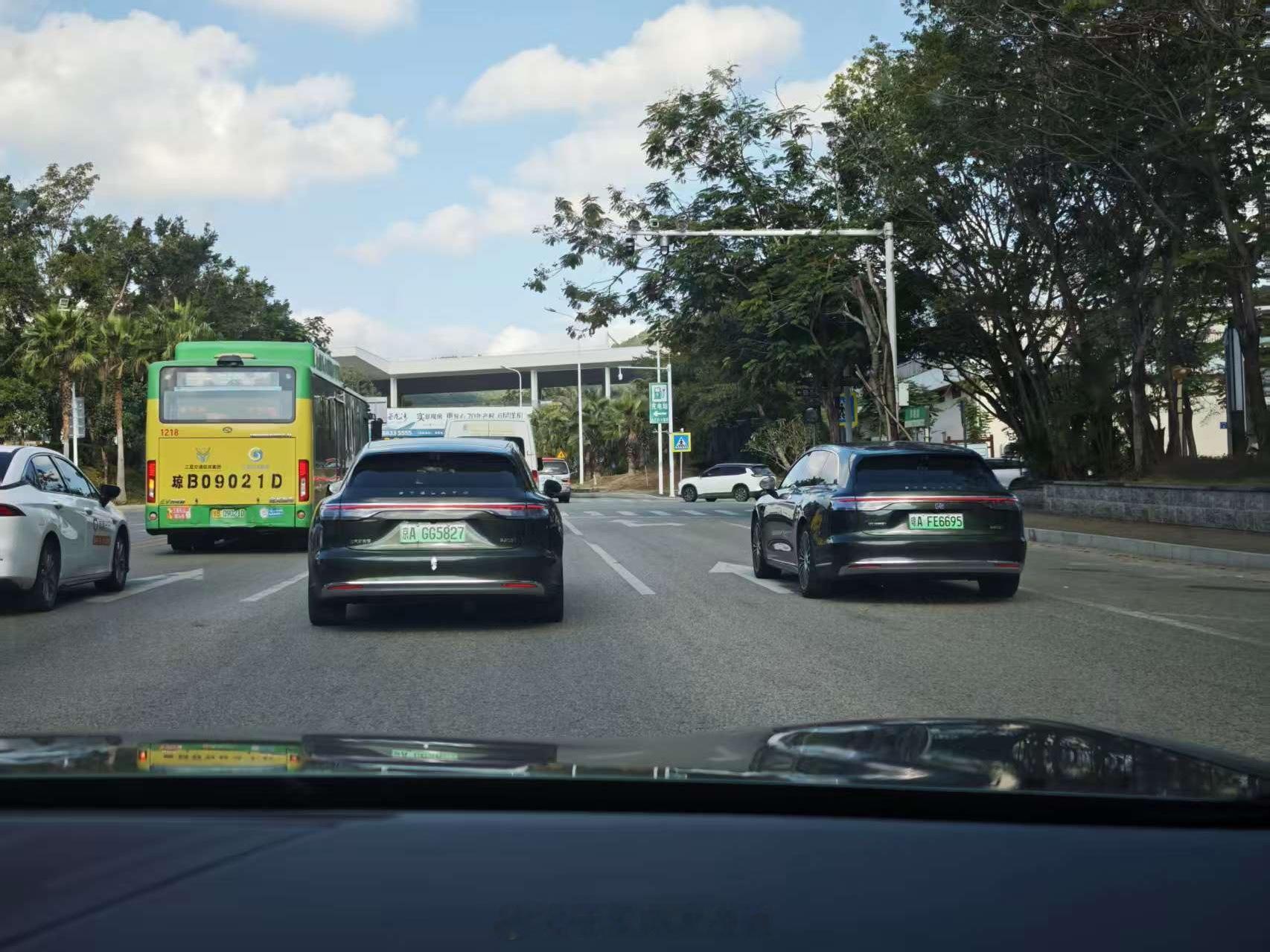 在海南，与享界s9t车友同框，这位车友能看到吗？享界s9t新能源汽车 三亚·天涯