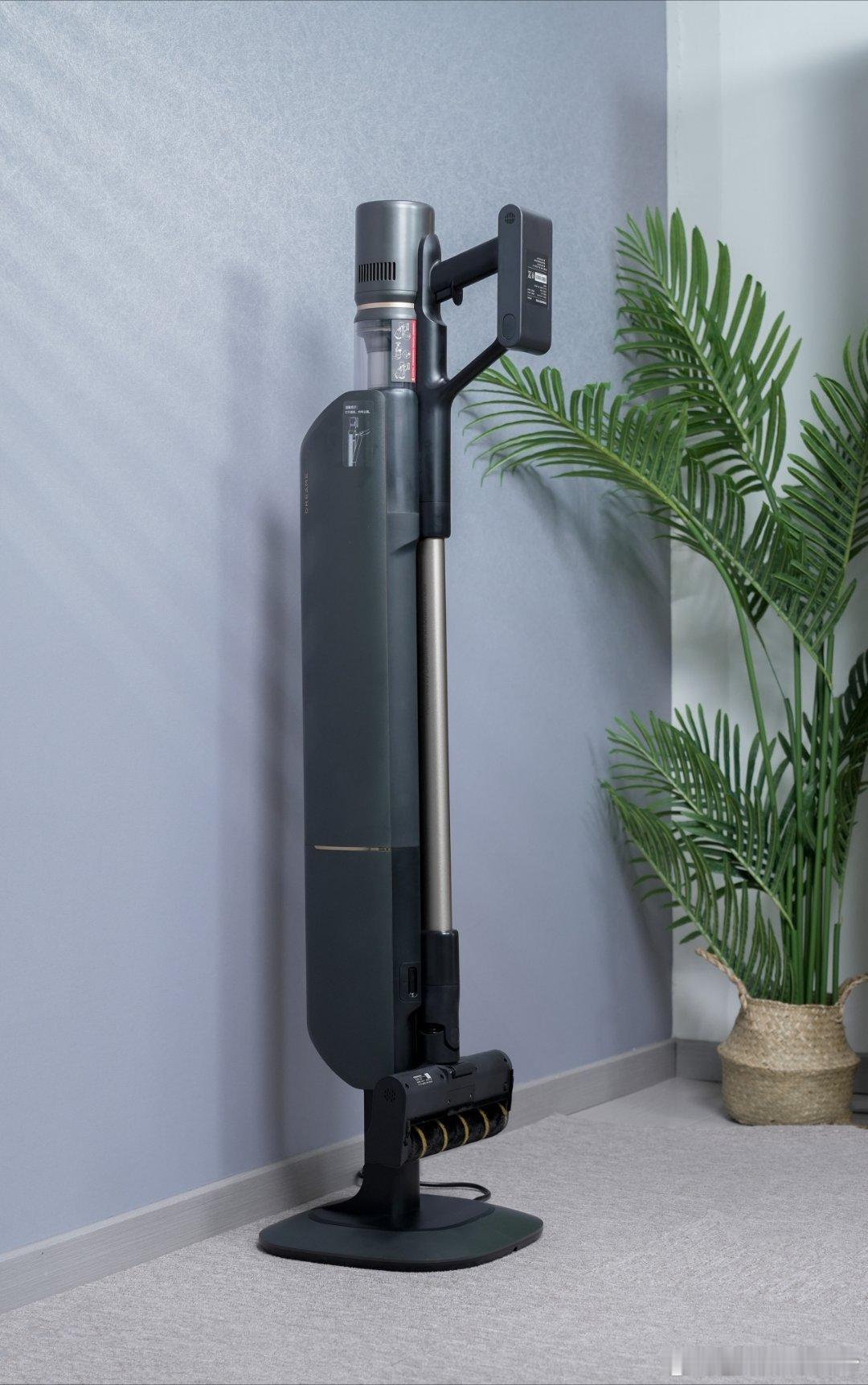 最近收到了追觅Z20 Station 旋锋版，打扫工作室体验了一下，轻松了不要太