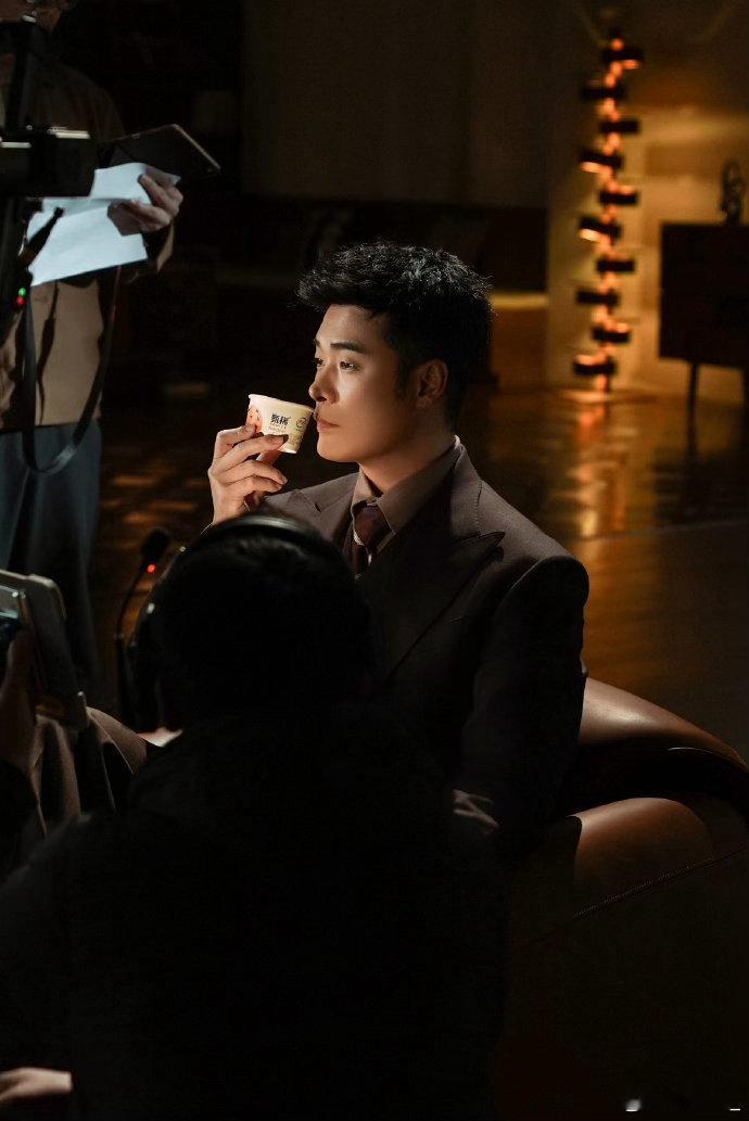 陈赫说演技差会被AI替代AI来势汹汹，陈赫说得特别实在。观众还是偏爱真人真情的表