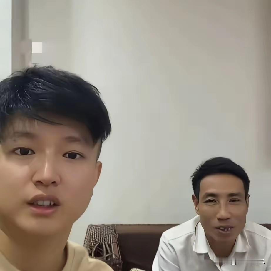 新房到底谁住？

新房到底谁住？村里一边倒，让大伯搬。网上却90%反对，认定大伯