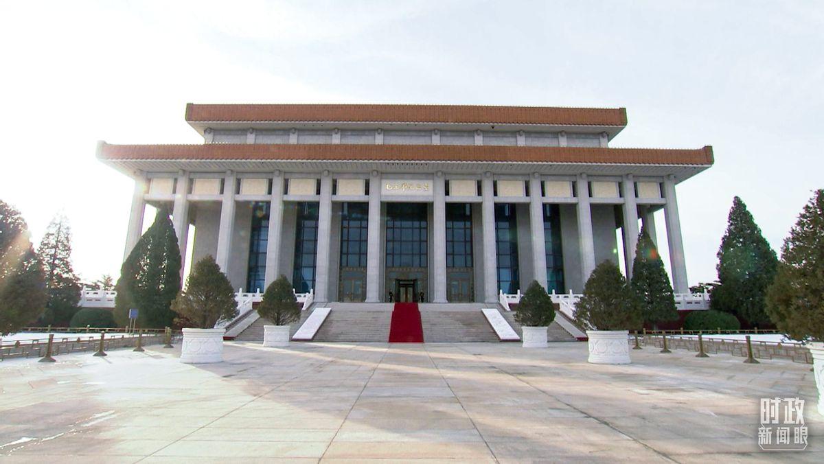 有人说“建这个纪念堂，我是不赞成的，这也并非毛主席的意愿……”我认为这个说法欠妥