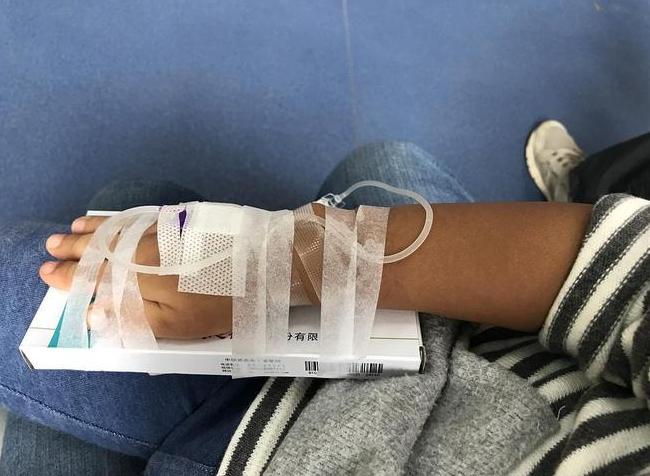 我把婆婆训了！她给我带孩子，一个月孩子病了三四次，次次都得打电话让我带孩子去医院