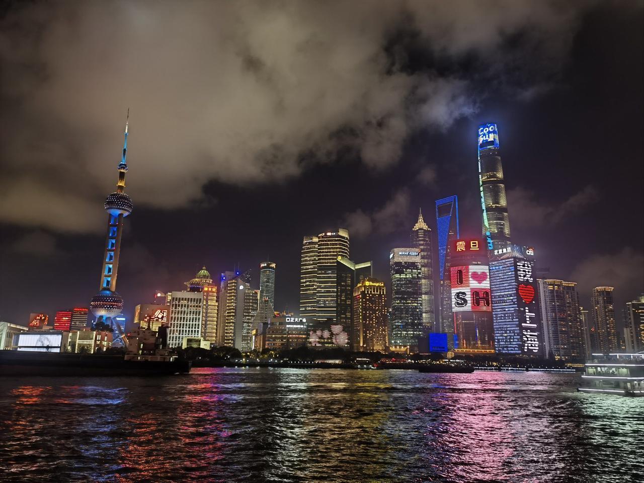 在上海待了五年，说说我眼里的上海人
 
在上海打拼五年，从一开始摸不着门道，到现
