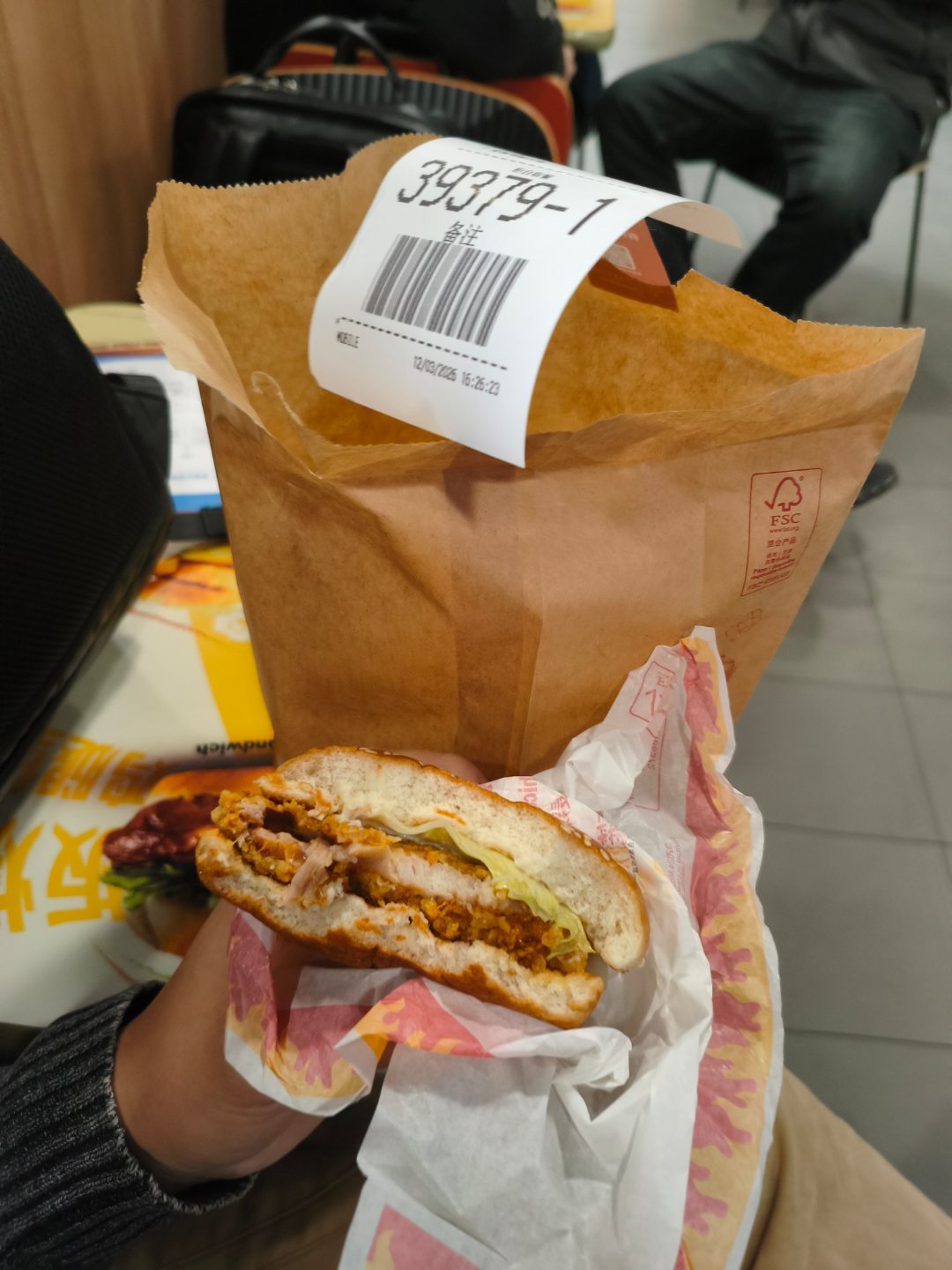 会展麦当劳性价比最高是买两个汉堡