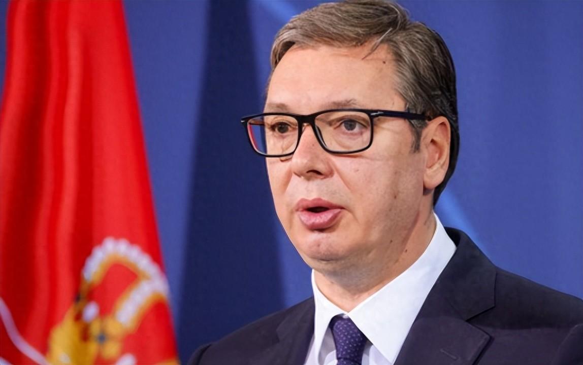 塞尔维亚总统武契奇直言，爱泼斯坦案相关文件的公布，预示着即将发生军事行动。“每当