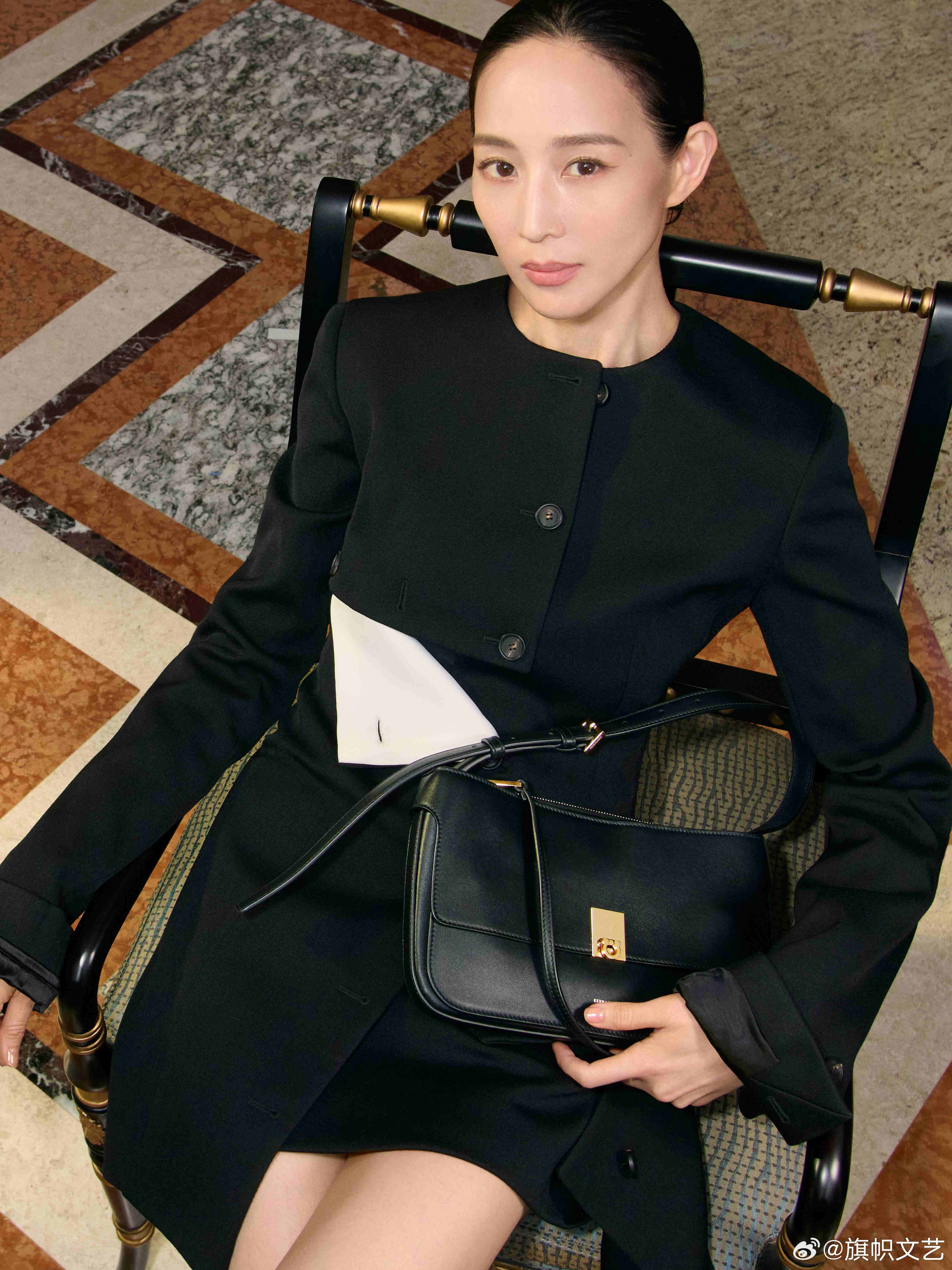虎弟说时尚 Ferragamo推出2026秋冬系列广告大片，透过别样视角，诠释品