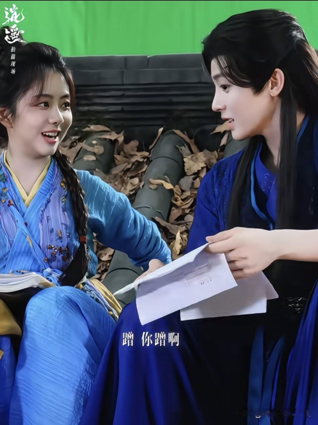天呐！谭松韵和侯明昊太绝了！才5集我就反复刷了好几遍，他俩直接锁死好吗！求原地结