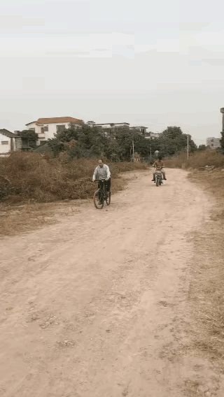 现在的人也是真的厉害，
为了出个片，
啥都行。