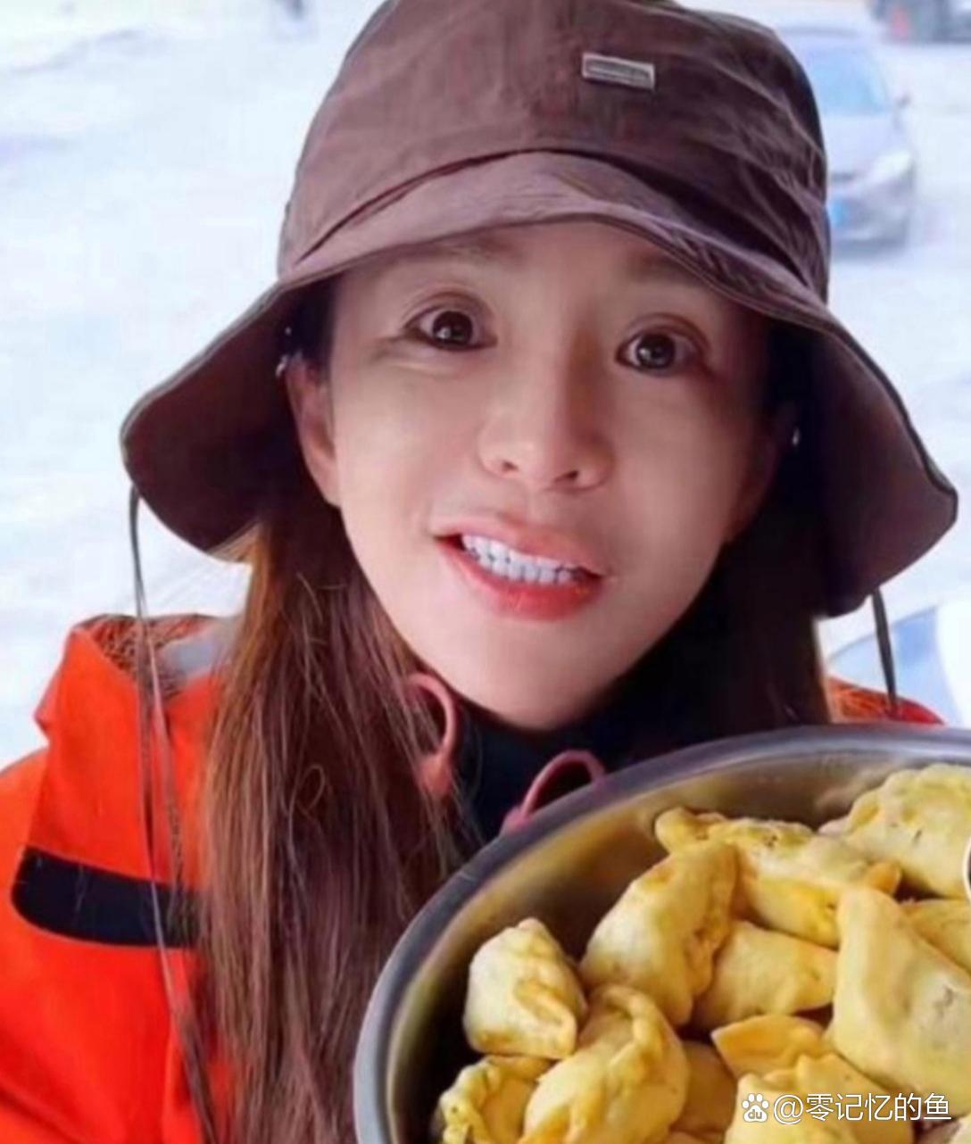 朱迅的嘴咋都歪成这样了？ 