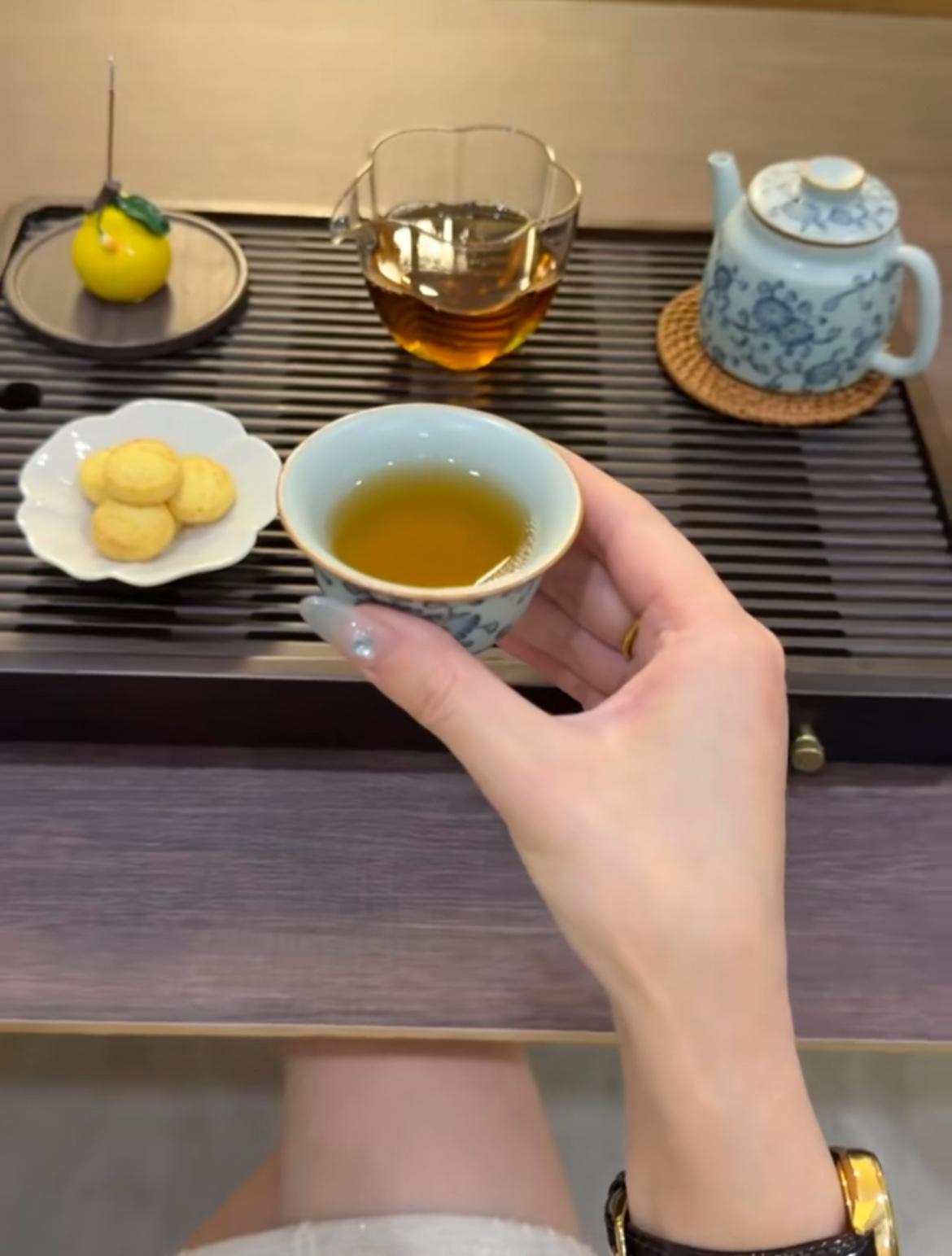 如果不缺钱，
你还会工作吗？

最近网上这个问题吵得火热，我自己也偷偷想过无数次