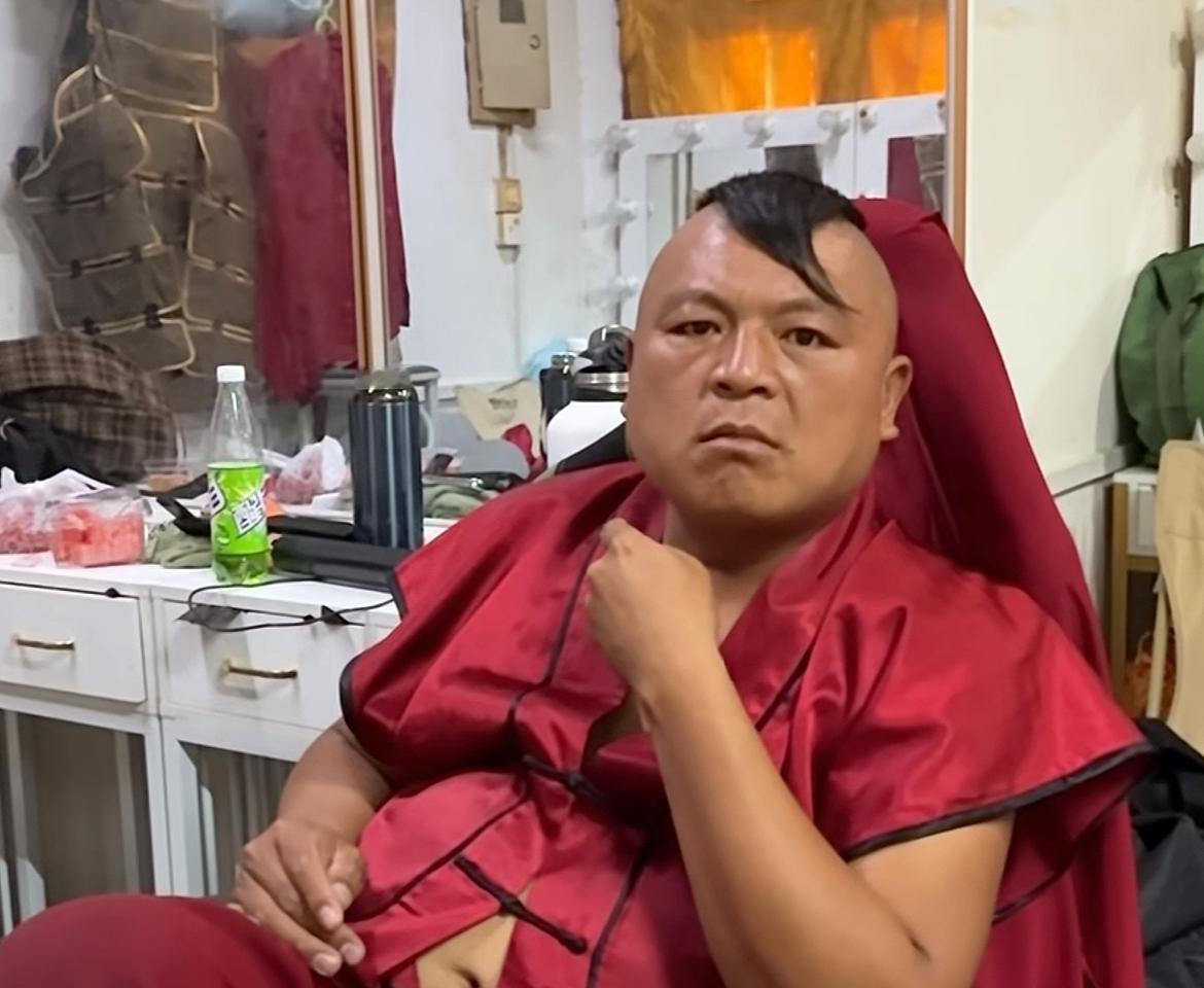 河南“清明上河园”金国将军怒了！
被问及“靖康耻”的时候，直接表示：我不知道，我