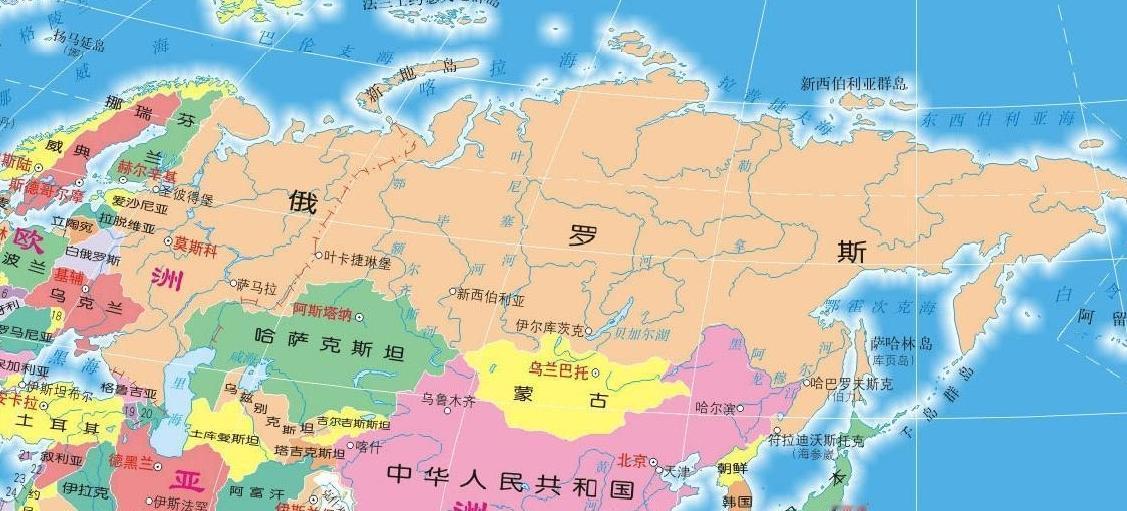 俄罗斯的周边正在发生变化：
1，芬兰瑞典加入北约；
2，波兰允许北约长期驻军；