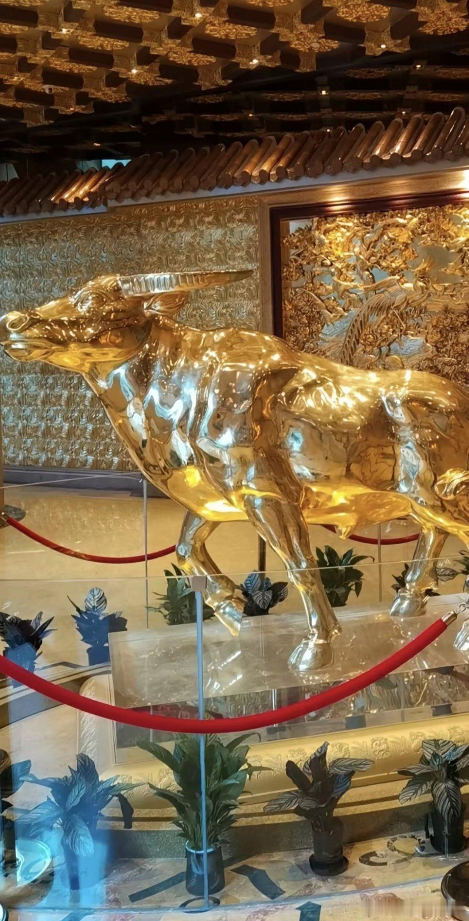 未来最保值的十样东西：第一名：黄金。第二名：一线城市房产。第三名：白银。第四名：