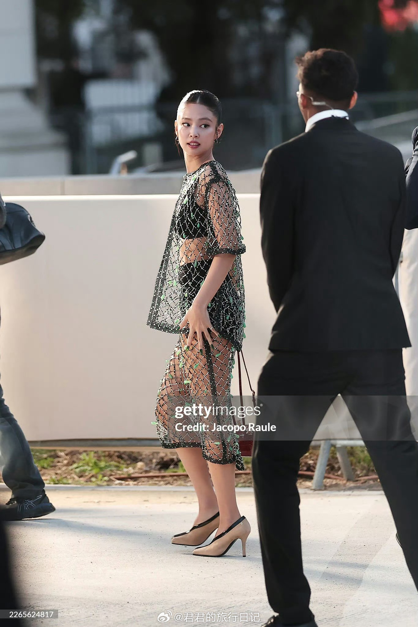 巴黎时装周的香奈儿大秀，Jennie出现了 