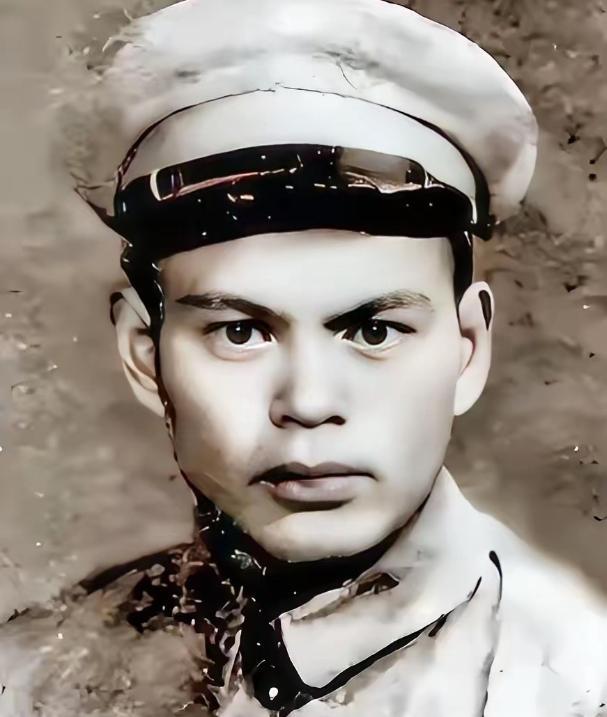 1950年新疆，108位解放军被上千叛匪困在孤城40天，弹尽粮绝之时，匪首送来一